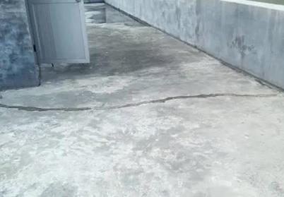 垫江楼顶漏水维修公司分享下如何解决卫生间隐蔽部位漏水的问题?