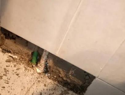 垫江楼顶漏水维修公司分享下修复水管漏水的几种小方法